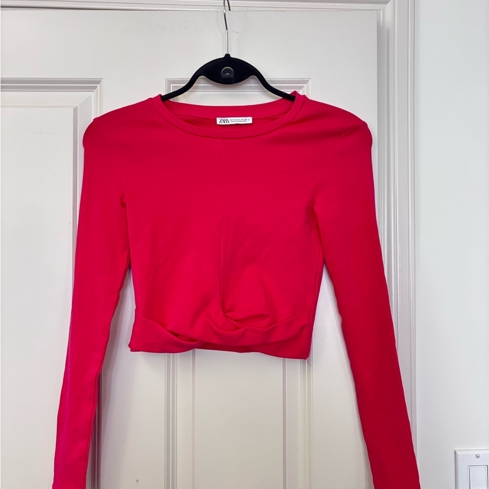 Zara Women's Bright Pink Crop Longsleeve - Contour like